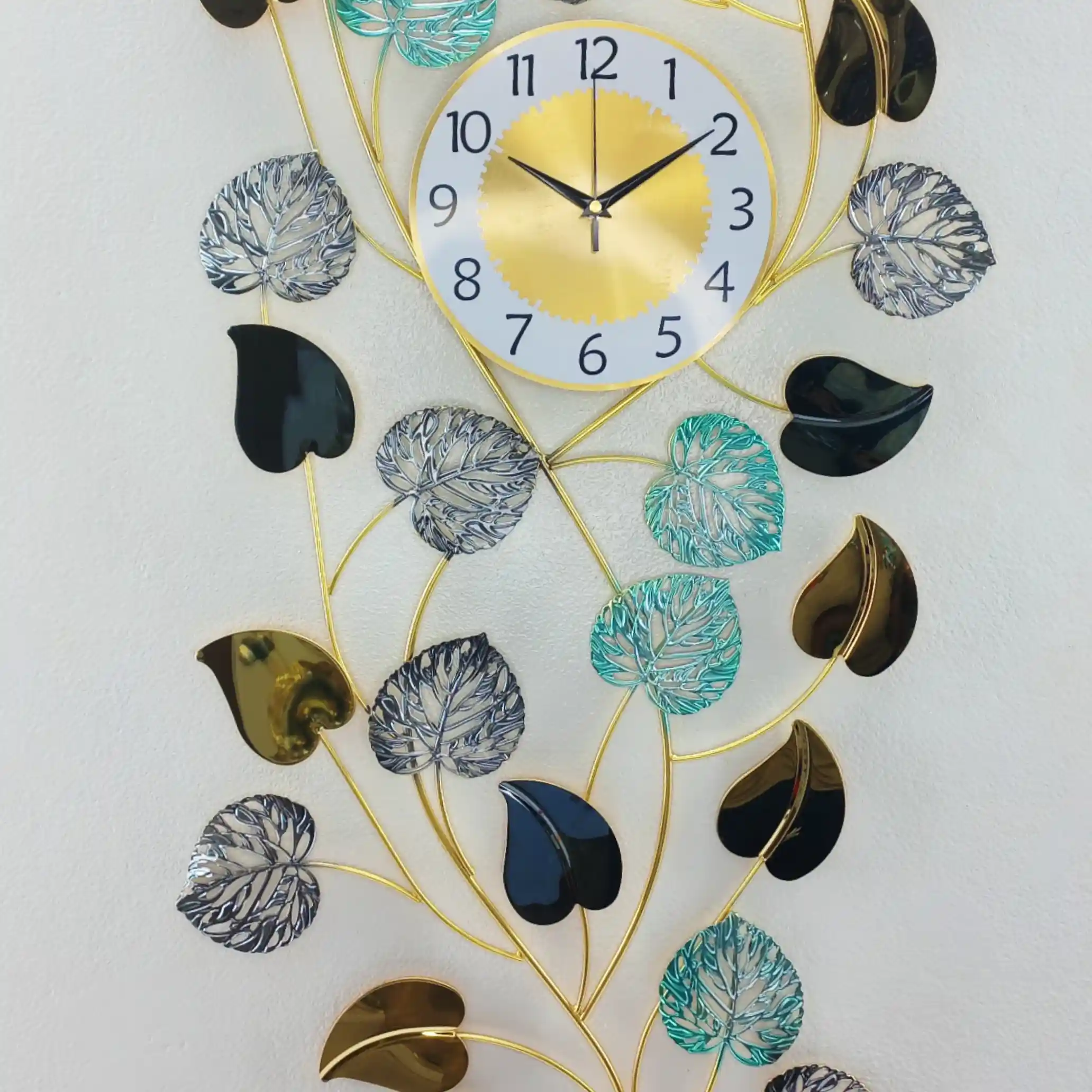 Glossy Leaf & Leaf Vain Designed Wall Décor Clock- 17689