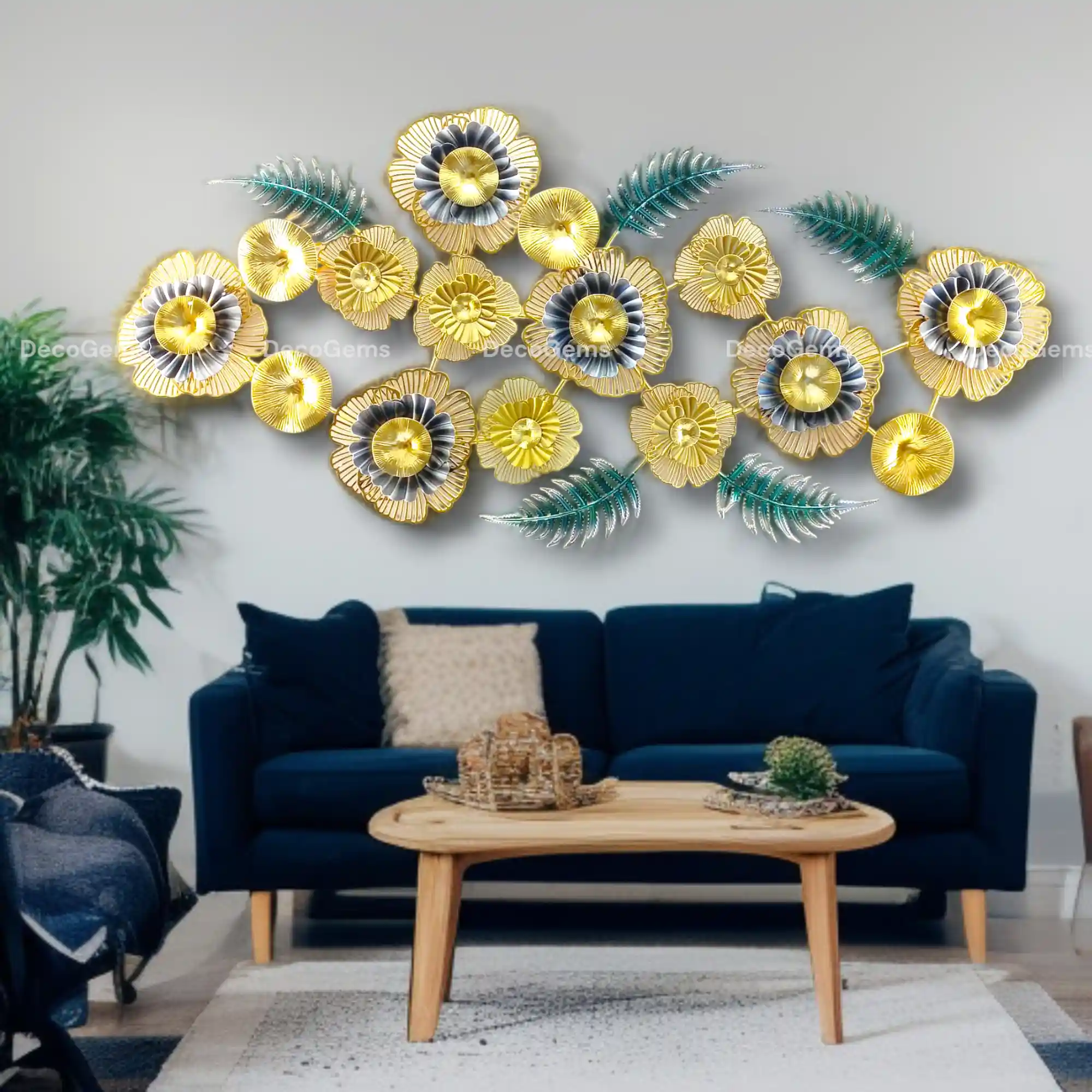 Flower & Leaf Designed Hanging Wall Decor